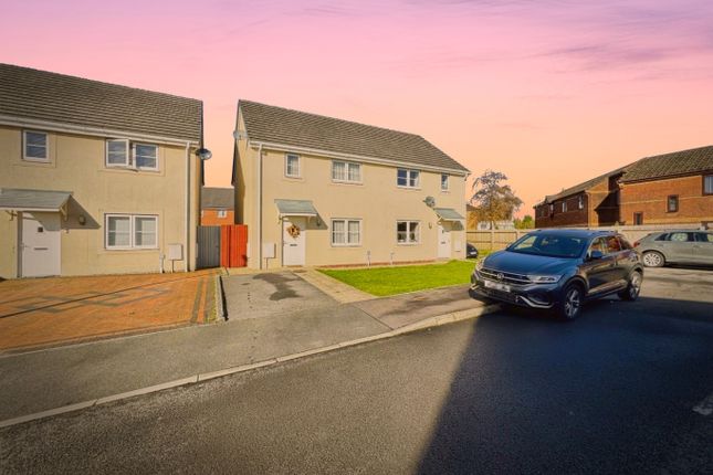 Llys Morfa, Pontarddulais, Swansea... 3 bed semi