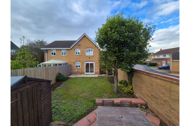 3 bed semi-detached house