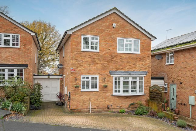 Washington Drive, Windsor 4 bed link detached house for sale