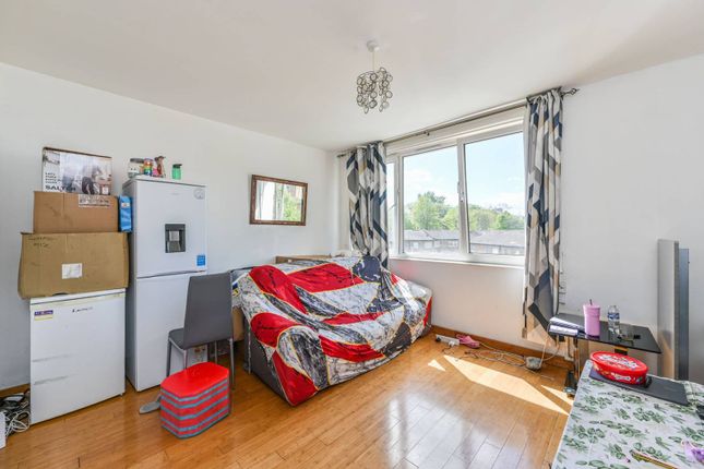 3 bed flat