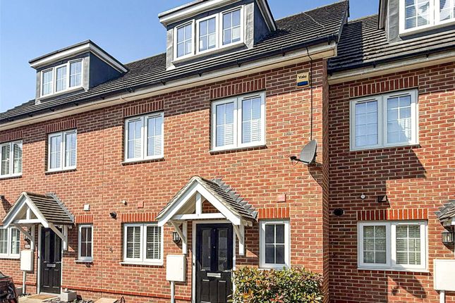 Woolhouse Place, Dartford, Kent, DA2 3 bed terraced house for sale