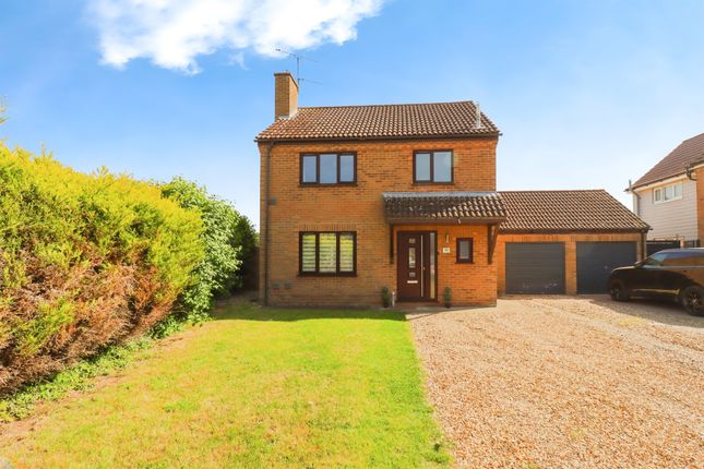 3 bed detached house
