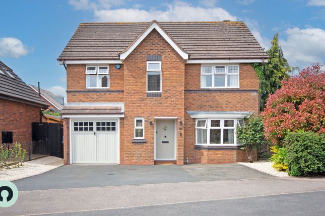 Wyndham Wood Close 4 bed detached house for sale