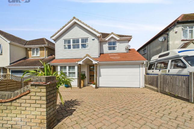 4 bed detached house