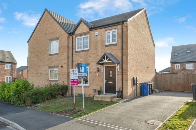 3 bedroom semi-detached house for sale