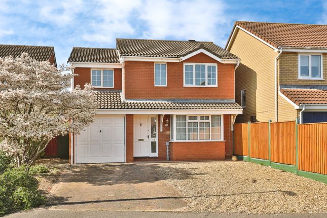 4 bed detached house
