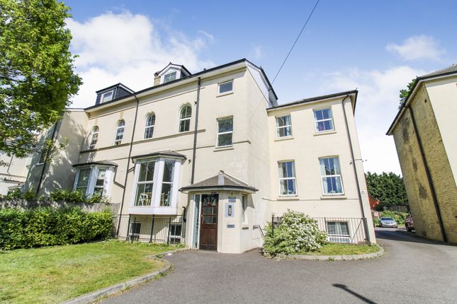 Flat 11, Chestnut View, Farnborough... 1 bed apartment for sale