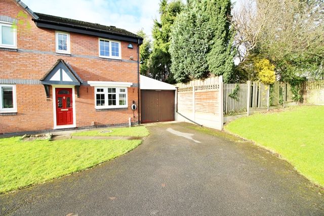 Collingwood Way, Westhoughton, BL5 3TS 3 bed semi