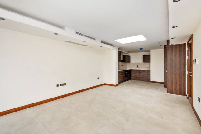 Station Road, Harrow, HA1 2 bed flat for sale