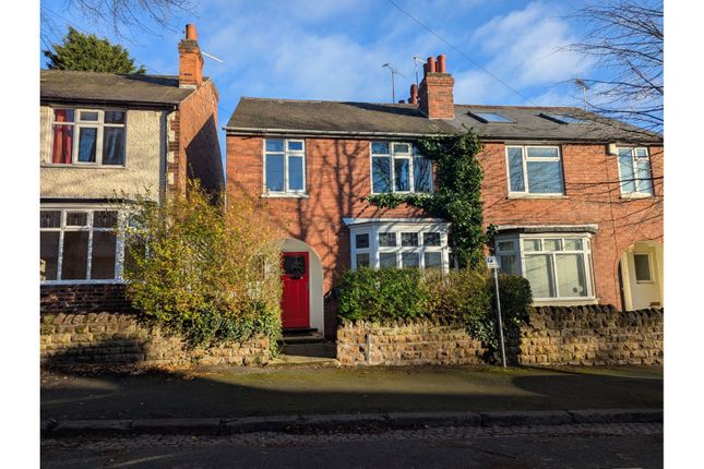 3 bed semi-detached house