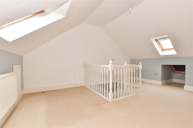 Fife Court, Cowes, Isle of Wight 3 bed townhouse for sale