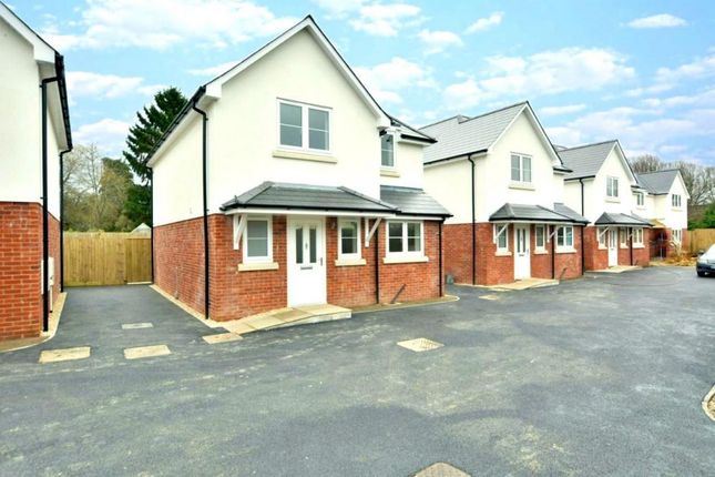 Churchill Close, Wimborne, BH21 4BQ 3 bed detached house for sale