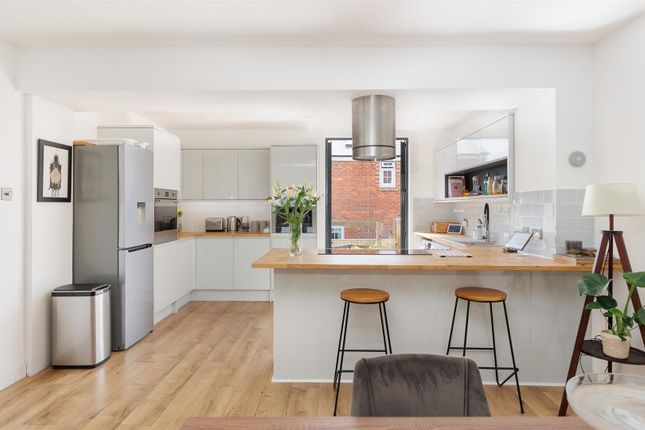3 bed terraced house