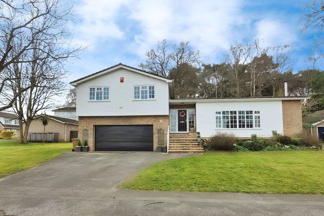 5 bed detached house