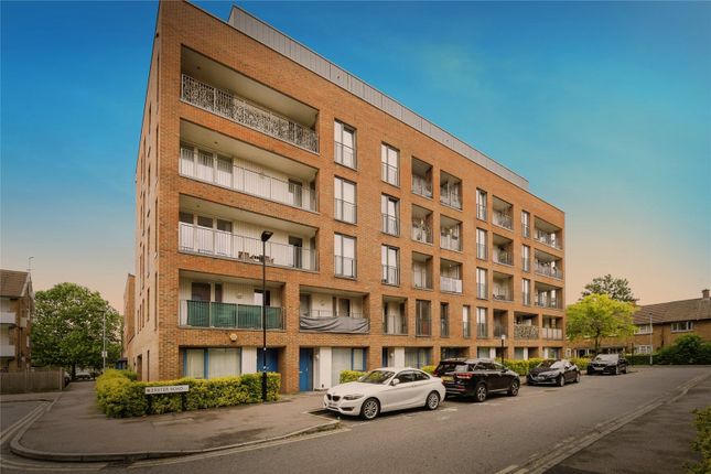 2 bedroom maisonette for sale