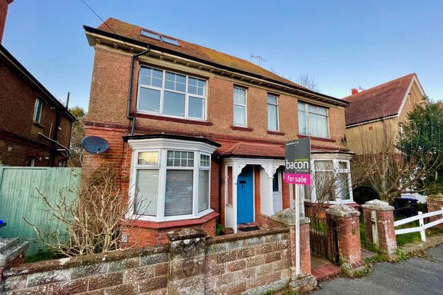 5 bedroom semi-detached house for sale