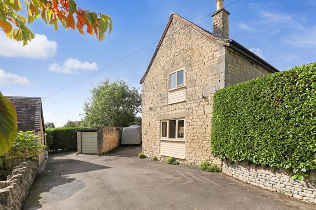 Westrip, Stroud 3 bed detached house for sale