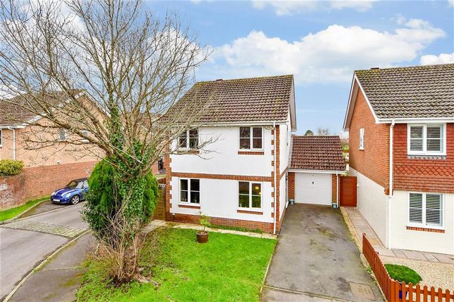 3 bed detached house