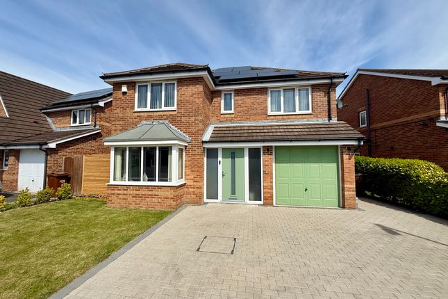 4 bed detached house