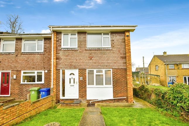 Temple Gardens, Sittingbourne 3 bed house for sale