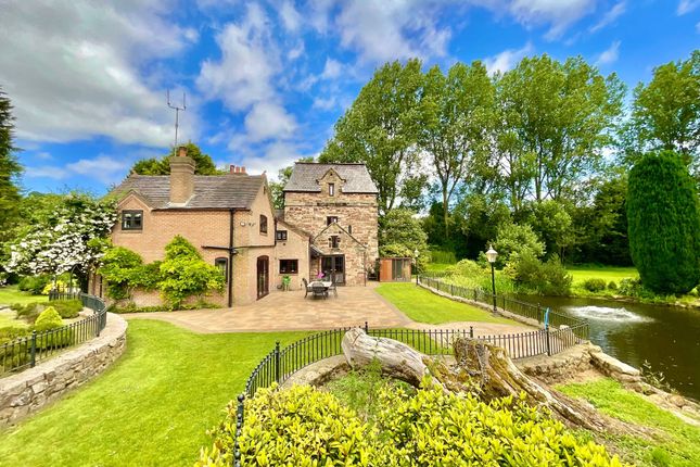 Hill Chorlton, Newcastle, ST5 6 bed detached house for sale