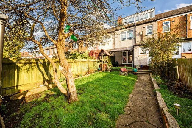 Woodland Way, Mitcham CR4 4 bed terraced house for sale