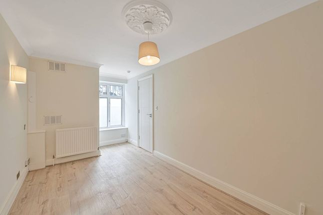 Glenmore Road, Belsize Park, London, NW3 1 bed flat for sale