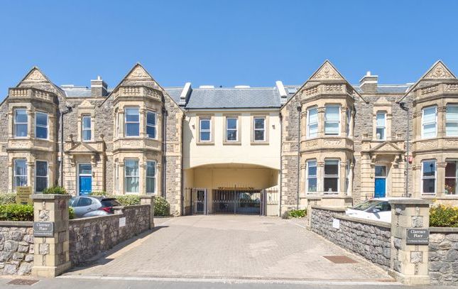 2 bed flat