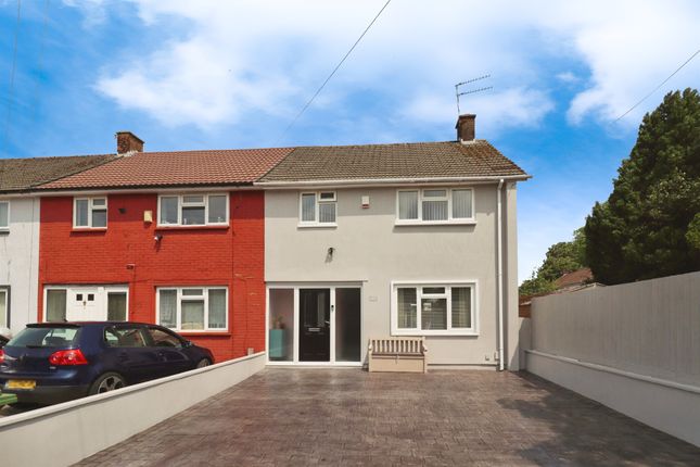 3 bed end terrace house