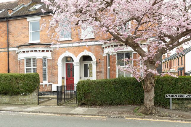 4 bed terraced house