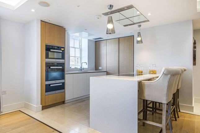 Richmond Hill, Richmond Hill... 3 bed flat for sale