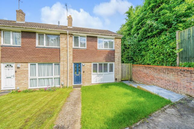 Quantock Drive, Ashford TN24 3 bed end of terrace house for sale
