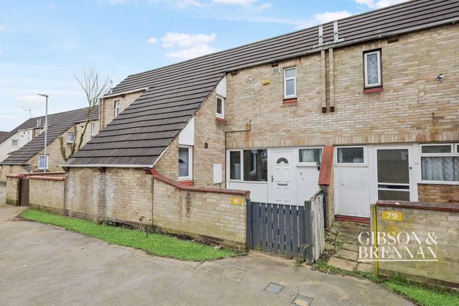 Moretons Place, Basildon, SS13 3 bed terraced house for sale