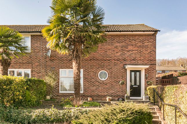 Tilecroft, Welwyn Garden City... 4 bed semi