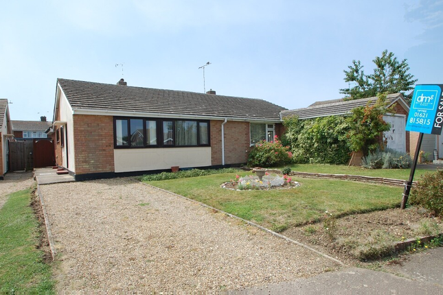 2 bedroom semi-detached bungalow for sale