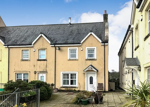 2 bed end terrace house