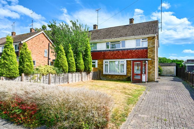 Orchard Close, Guildford GU12 3 bed semi