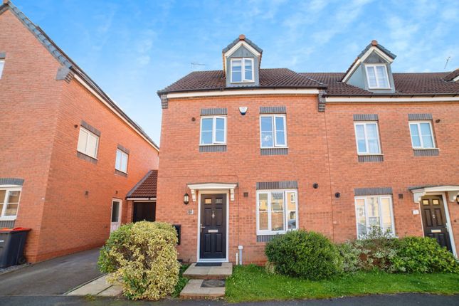 4 bedroom end of terrace house for sale