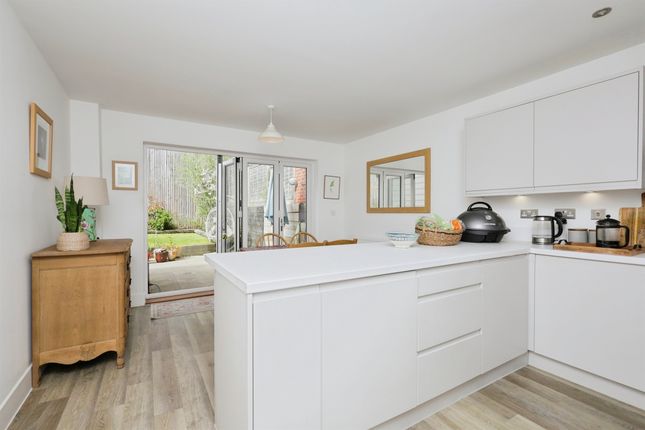 3 bed semi-detached house