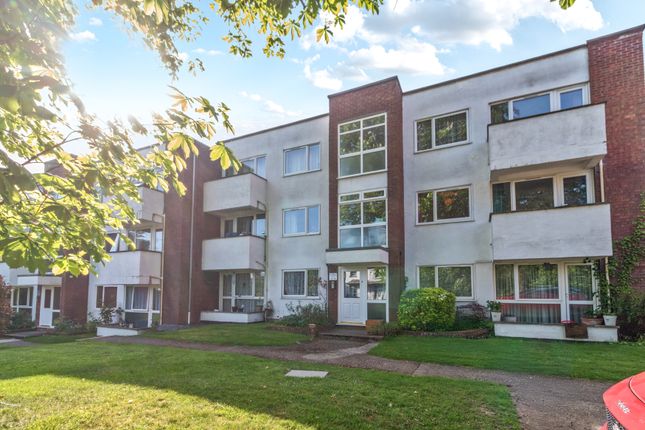 2 bed flat