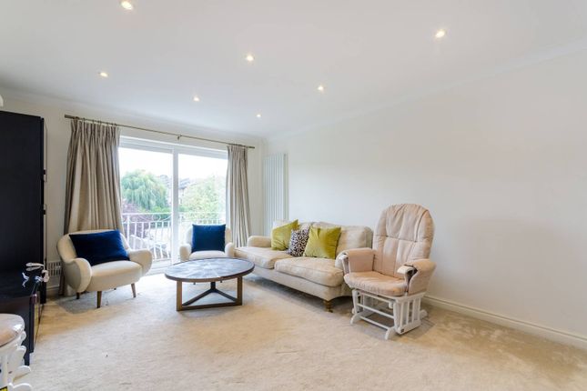 Fleetwood Close, Croydon, CR0 2 bed flat for sale