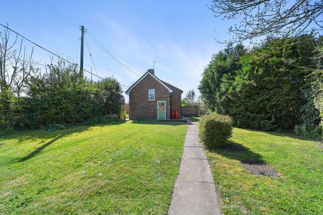 Potash Corner, Clopton, IP13 2 bed cottage for sale