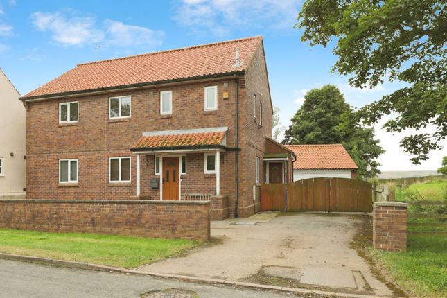 4 bed detached house