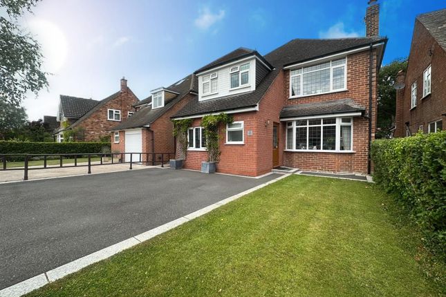 3 bed detached house
