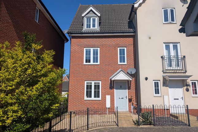 3 bed end terrace house