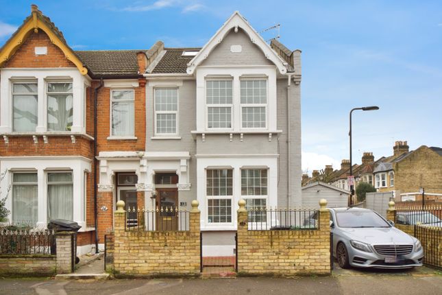 4 bedroom terraced bungalow for sale