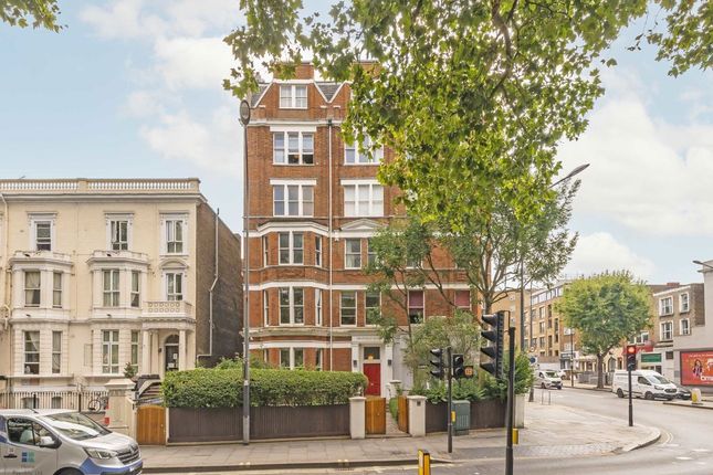 Shepherds Bush Green, London W12 2 bed flat for sale