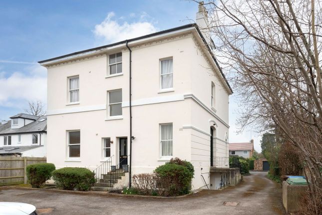 Hillsborough, Sydenham Road North... 2 bed apartment for sale