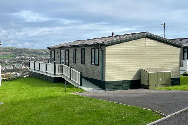 Priests Way, Swanage BH19 2 bed holiday lodge for sale