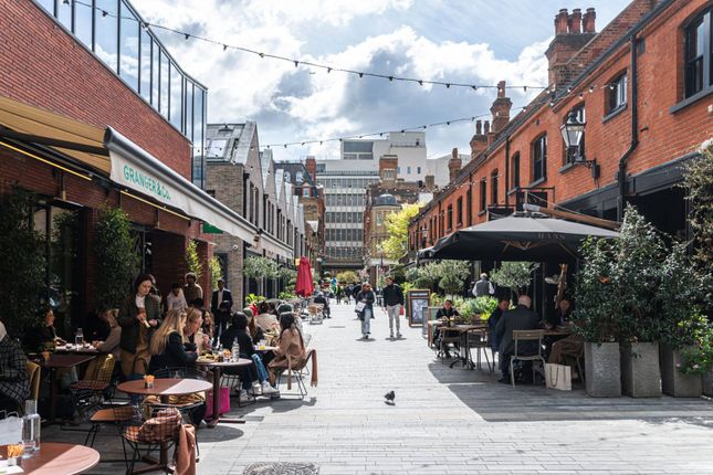 Pavilion Road, Sloane Square, London... 1 bed flat for sale